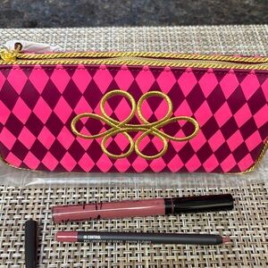MAC NUTCRACKER BAG & LIPGLOSS & LIP PENCIL NEW LIMITED ED